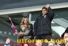 Стилиян Петров официално сложи край на кариерата си