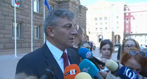 Мустафа Карадайъ напусна преждевременно КСНС при президента