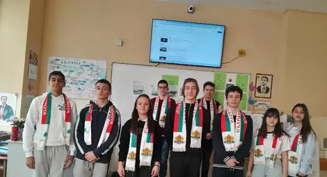 Клуб &ldquo;Съхрани българското&ldquo; в училище "Възраждане" отбеляза 146-ата годишнина от Освобождението на Русе