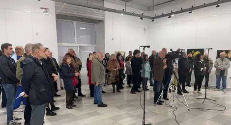 С изложбата "Завръщане" Веселин Господинов представи своята хиперреалистична представа за света и Русе С изложбата "Завръщане" Веселин Господинов представи своята хиперреалистична представа за света и Русе