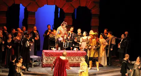 Драмата на шута Риголето завладява русенската опера