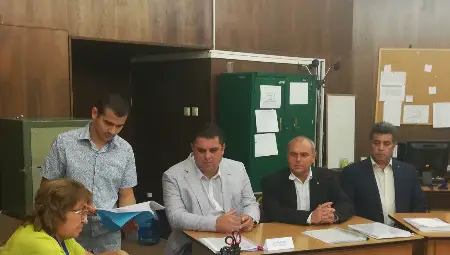 "България на регионите" регистрира листата си за съветници в ОИК-Русе "България на регионите" регистрира листата си за съветници в ОИК-Русе