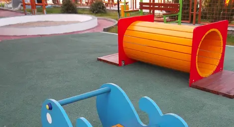 Нови центрове от семеен тип в Плевен приемат 84 деца в риск