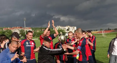 Липсата на пари отказа   &bdquo;Бенковски&ldquo; от &bdquo;Б&ldquo; група