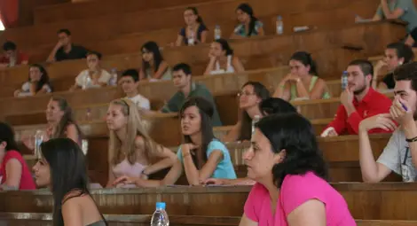 Чиновници сбутаха българската история в учебниците до 7 клас