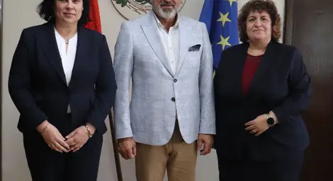 Заместник-министърът на образованието и науката Таня Михайлова се срещна с директорите на учебни институции в Русенско