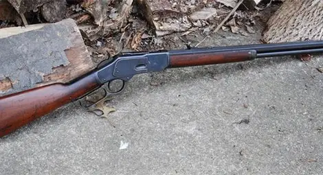 Убийство с карабината на Винету