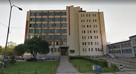 Пуснат от затвора рецидивист атакувал сградата на данъчните