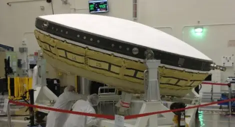 НАСА праща хора на Марс с летящи чинии