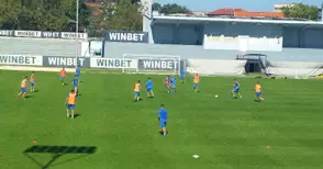 „Дунав“ тренира с лепени и кърпени топки