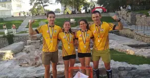 Щафетата на „Компас-крос“  финишира първа на държавното