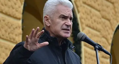 Сидеров: Няма да си дам имунитета!