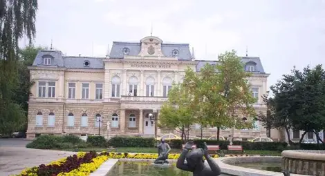 График на безплатните посещения не експозициите на  Регионалния исторически музей през февруари