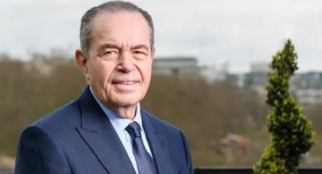 Милиардерът, вдигнал червен картон на банките Милиардерът, вдигнал червен картон на банките