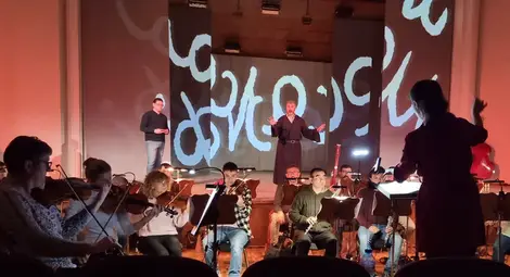 Режисьорът на „Омагьосаният принц“ Аделаида Якимова-Фурнаджиева: Ще има предизвикателство на естетиката, която се различава с масовия вкус Режисьорът на „Омагьосаният принц“ Аделаида Якимова-Фурнаджиева: Ще има предизвикателство на естетиката, която се различава с масовия вкус