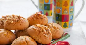 Конкурс „Мама и аз“ изпраща коледни сладки в дома в Брестовица