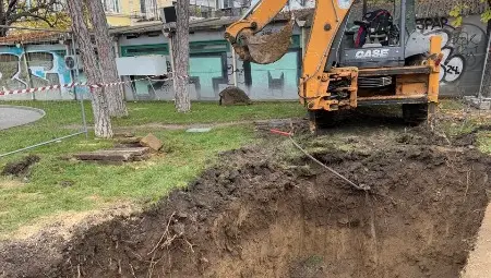 В Русе започна монтажът на първите подземни контейнери за отпадъци