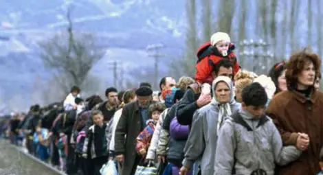 4000 пробиха границата с Австрия, потеглиха към Грац