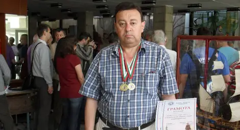 Русенска флотилия в модели с 4 титли на държавното Русенска флотилия в модели с 4 титли на държавното