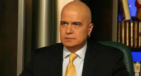 &ldquo;Шоуто на Слави&rdquo; събра 250 000 подписа за референдум