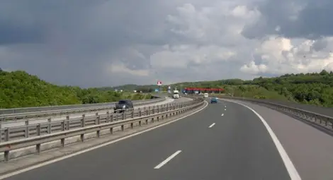 Скандал бележи строежа на Лот 4 от АМ "Струма" 