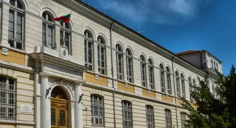 Изучаването на чужд език в Английската гимназия най-желано от седмокласниците