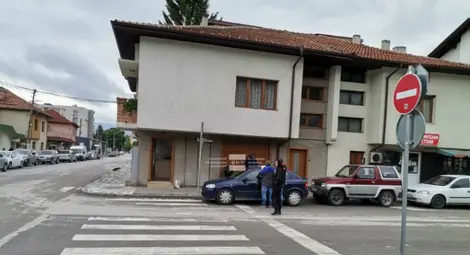 Въоръжен грабеж в Разлог, изходите на града са блокирани