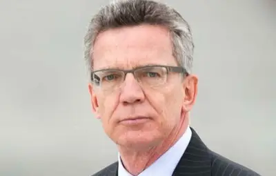 Вътрешният министър на Германия: Нарушаващите закона бежанци да бъдат депортирани