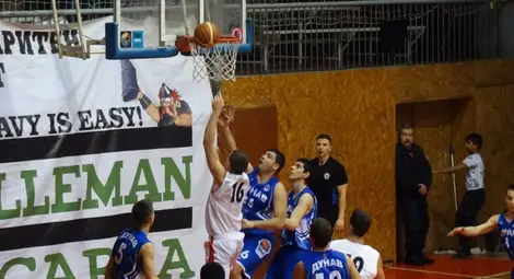 Баскетболистите обърнаха ЦСКА през втората част Баскетболистите обърнаха ЦСКА през втората част