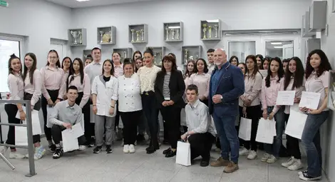 &bdquo;Сладки букви&ldquo; по повод 24 май в Гимназията по туризъм в Русе