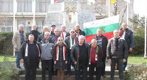 Тържествено отбелязаха Трети март и в Ценовско