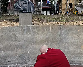 Бюст на Владимир Путин като римски император краси село край Санкт Петербург /гелерия/