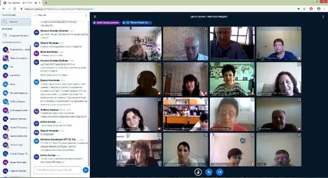 Учители от три общини участваха в уебинар на Русенския университет за образователния модел след пандемията 
