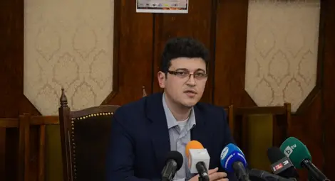 Комисиите в две секции скрили бюлетините за кмет