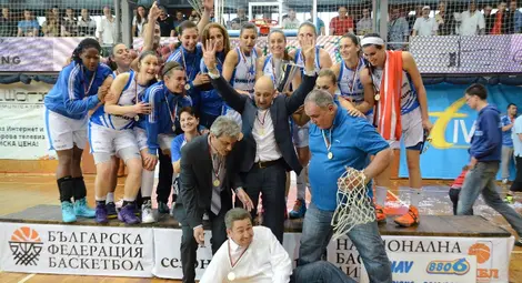 Божков: Оставам в &bdquo;Дунав 8806&ldquo; след най-трудния сезон в моята кариера