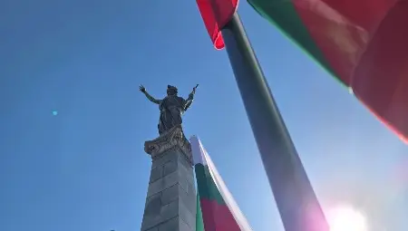 Русе отбеляза тържествено 117 години от Независимостта