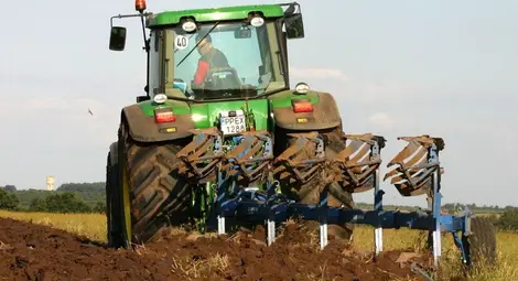 Между 15 и 49 лева средна рента плащат в Русенско