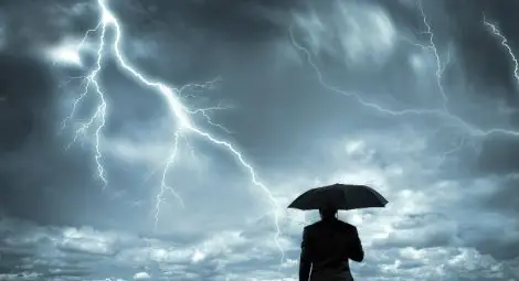 Жълт код в 18 области за гръмотевични бури и дъждове