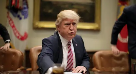 Прости думи и гръмки послания: Какво всъщност ни казва Тръмп?