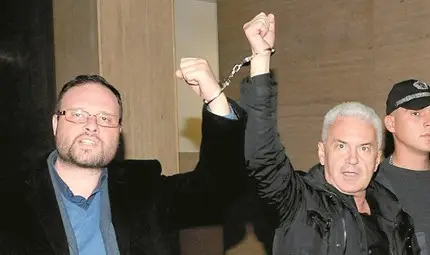 Волен Сидеров на свобода срещу 2 депутатски заплати (обзор)	