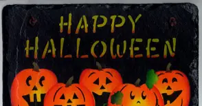 „Ротаракт клуб“ помага на Сашко с благотворително Хелоуин парти