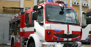 Отоплителна печка унищожи кабината на румънски тир