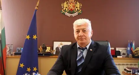 Състоянието на кмета на Пловдив, който е с COVID се влоши, в болница е