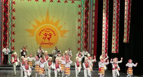 Ансамбъл &ldquo;Зорница&rdquo; почете хореографа Милка Железарова с концерт-спектакъл в Доходното здание