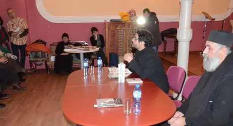 90-годишен сръбски психиатър-богослов връща на миряните трима техни светии