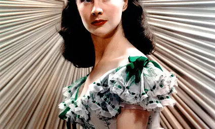 Лий в ролята на Скарлет О`Хара.