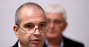 Вицепремиерът Гроздан Караджов открива информационна среща за въвеждане на еврото