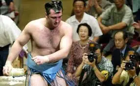 Котоошу вади рамо и губи ранга "одзеки"