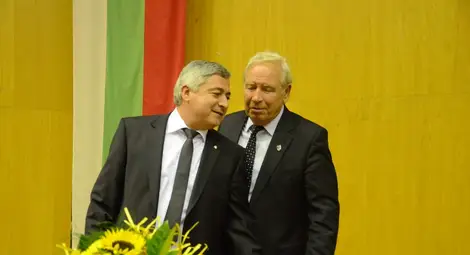 Белоев оглави местния парламент с 45:5 гласа