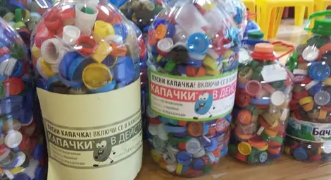 С 10 чувала и 30 туби Русе помогна за 11-тия тон &bdquo;Капачки в действие&ldquo;